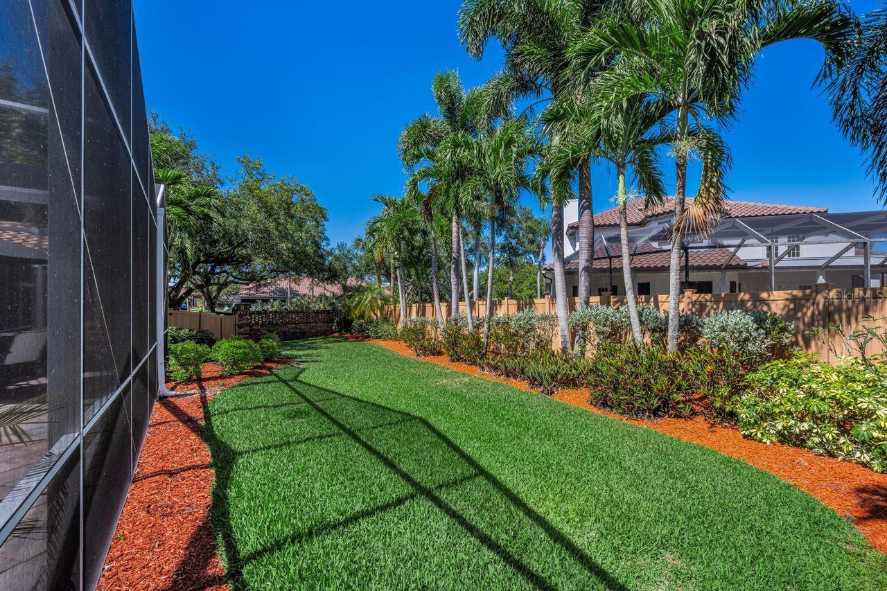 970 SOUTHERN PINE CT NE, ST PETERSBURG, FL, 33703