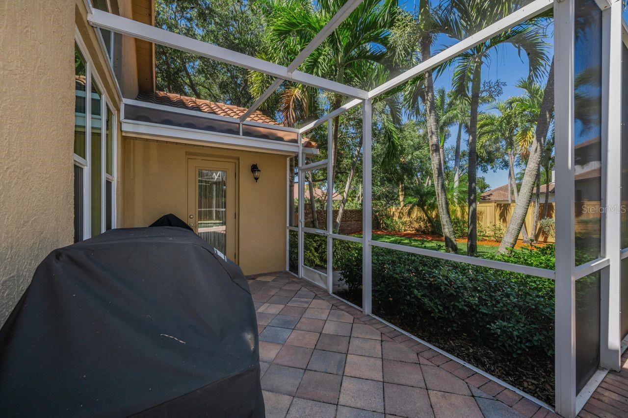 970 SOUTHERN PINE CT NE, ST PETERSBURG, FL, 33703