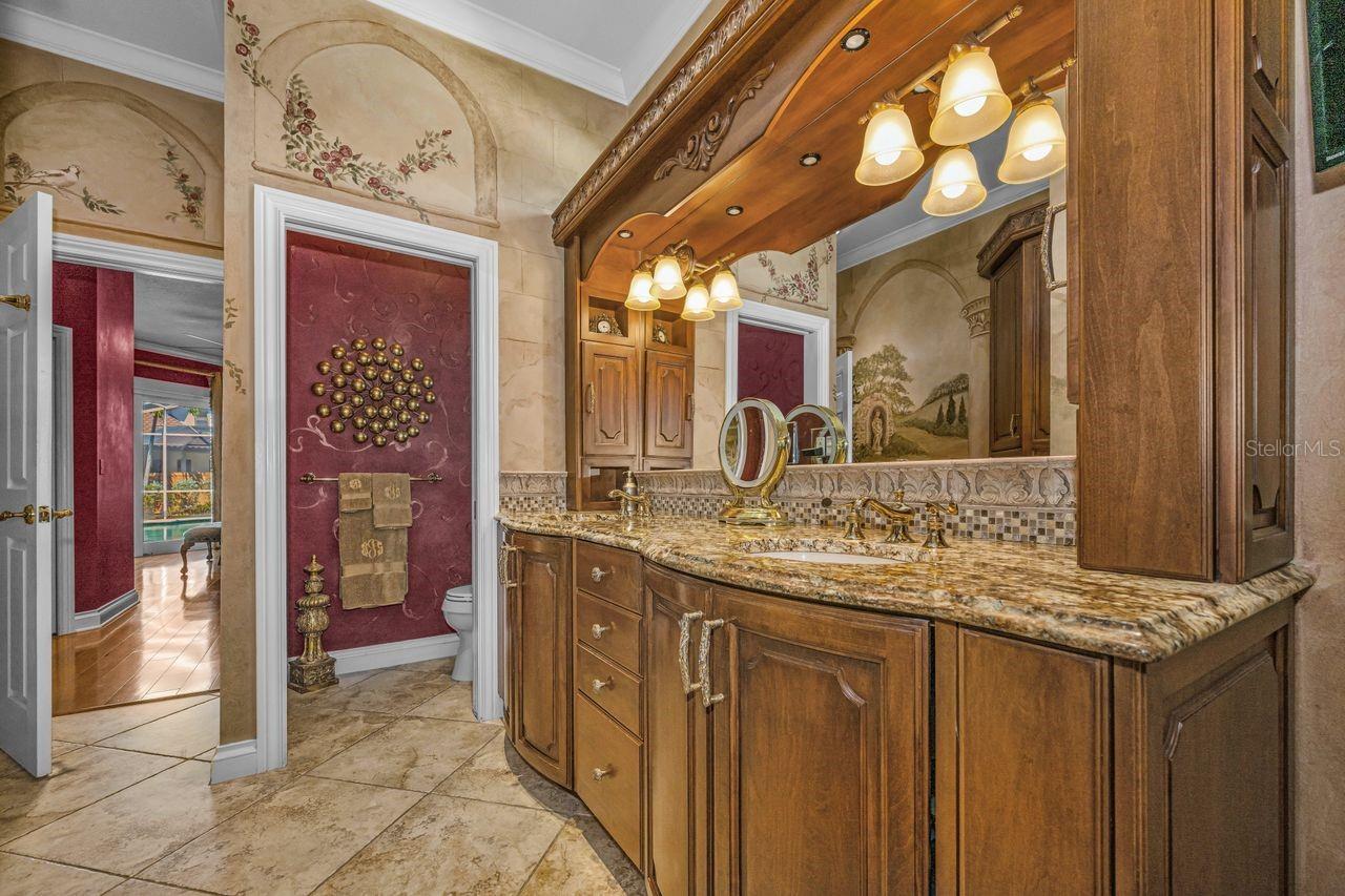 970 SOUTHERN PINE CT NE, ST PETERSBURG, FL, 33703