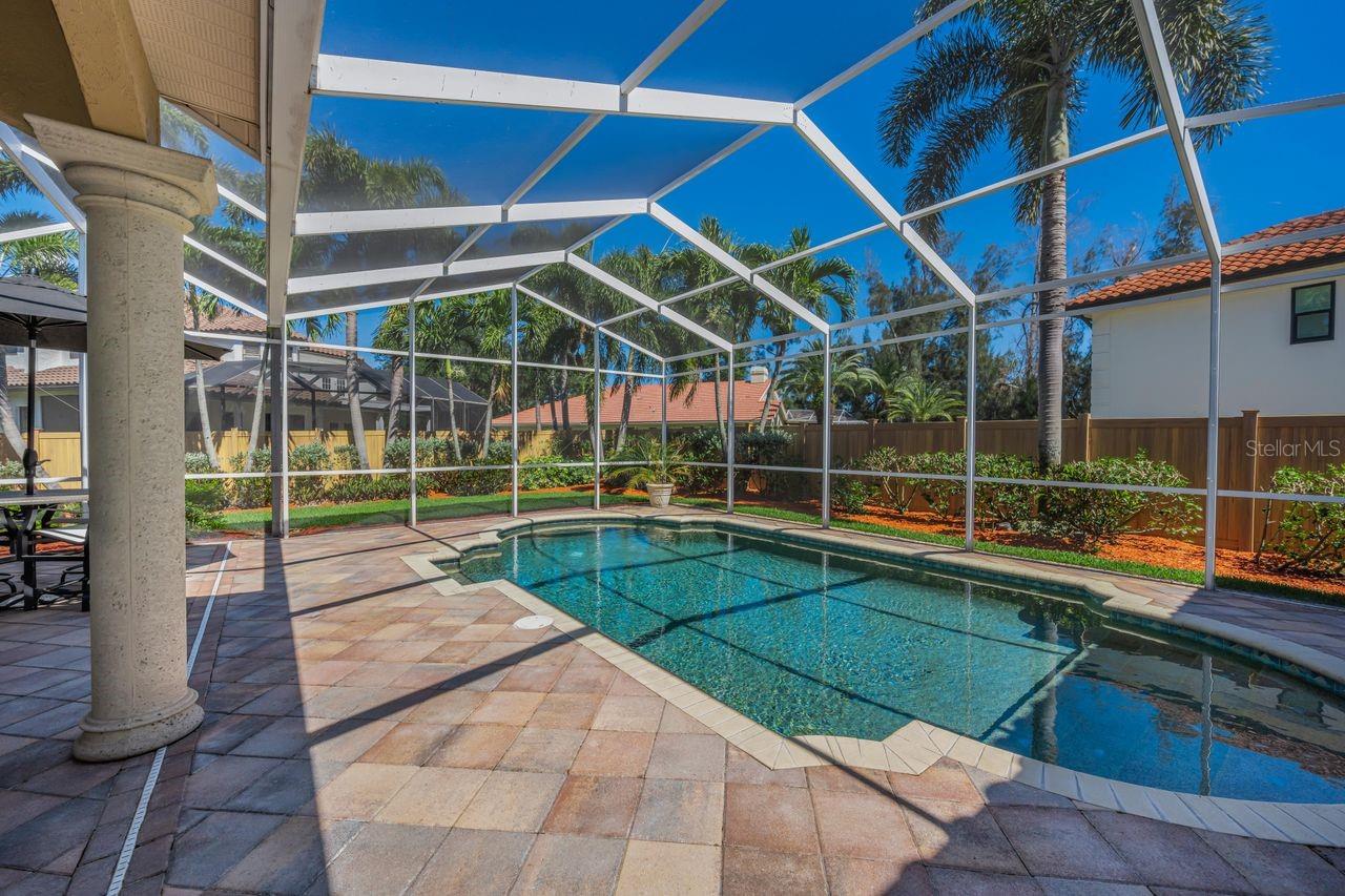 970 SOUTHERN PINE CT NE, ST PETERSBURG, FL, 33703
