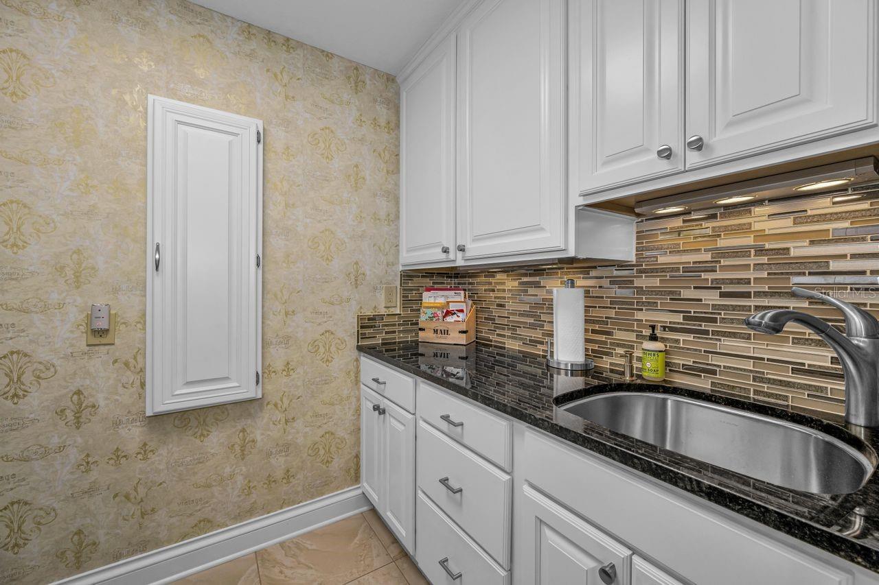 970 SOUTHERN PINE CT NE, ST PETERSBURG, FL, 33703