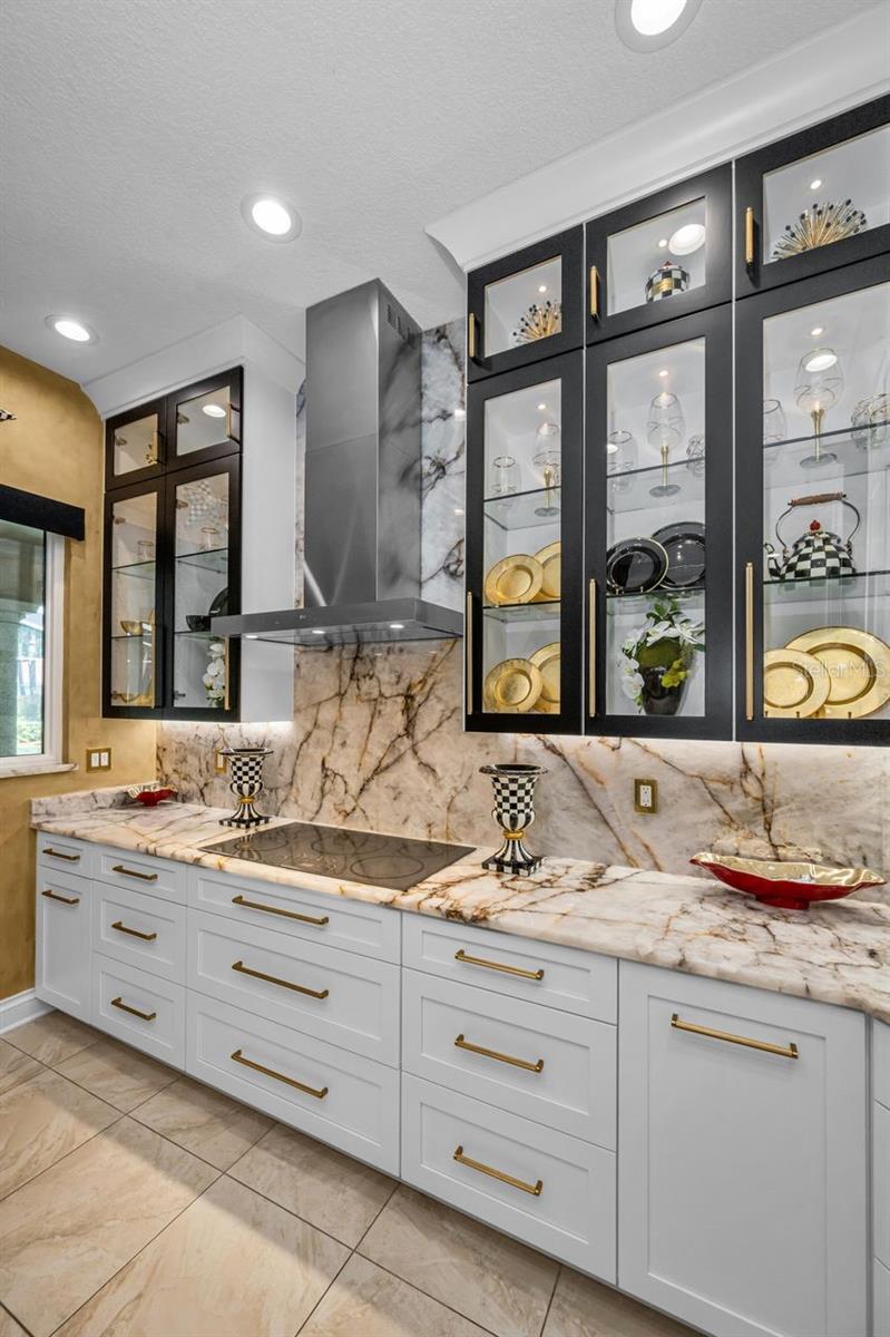 970 SOUTHERN PINE CT NE, ST PETERSBURG, FL, 33703