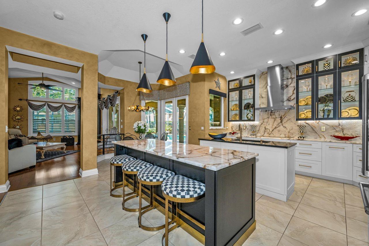 970 SOUTHERN PINE CT NE, ST PETERSBURG, FL, 33703