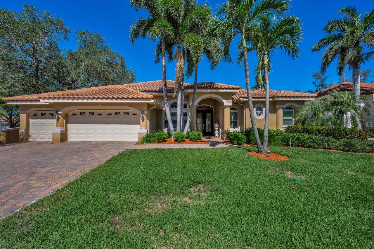 970 SOUTHERN PINE CT NE, ST PETERSBURG, FL, 33703