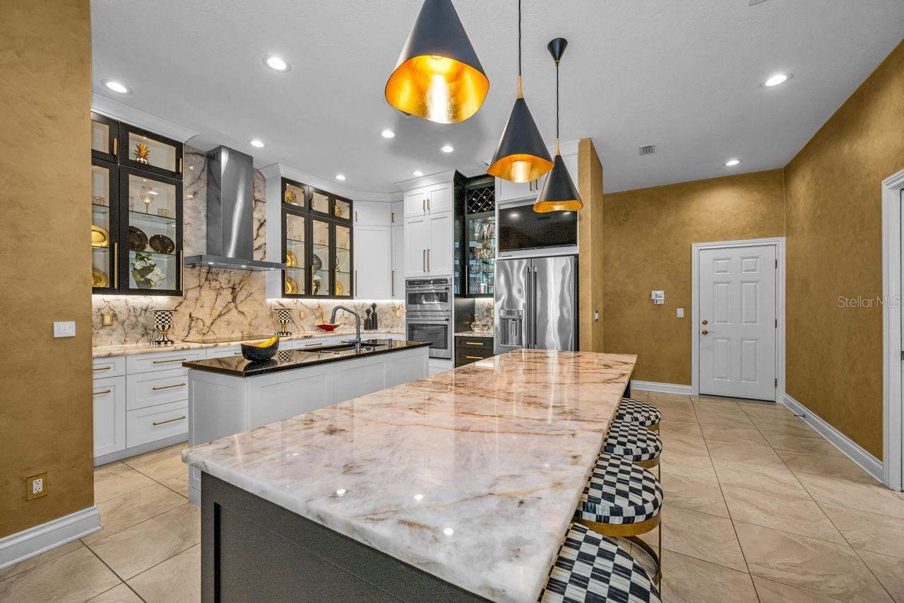 970 SOUTHERN PINE CT NE, ST PETERSBURG, FL, 33703