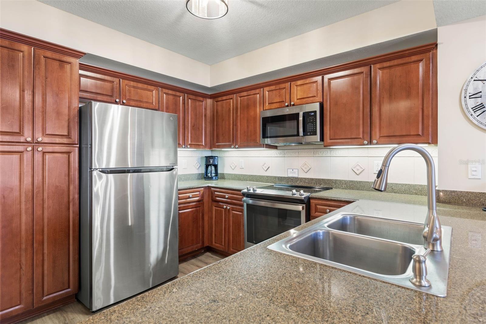 200 OCEAN CREST DR #906, PALM COAST, FL, 32137