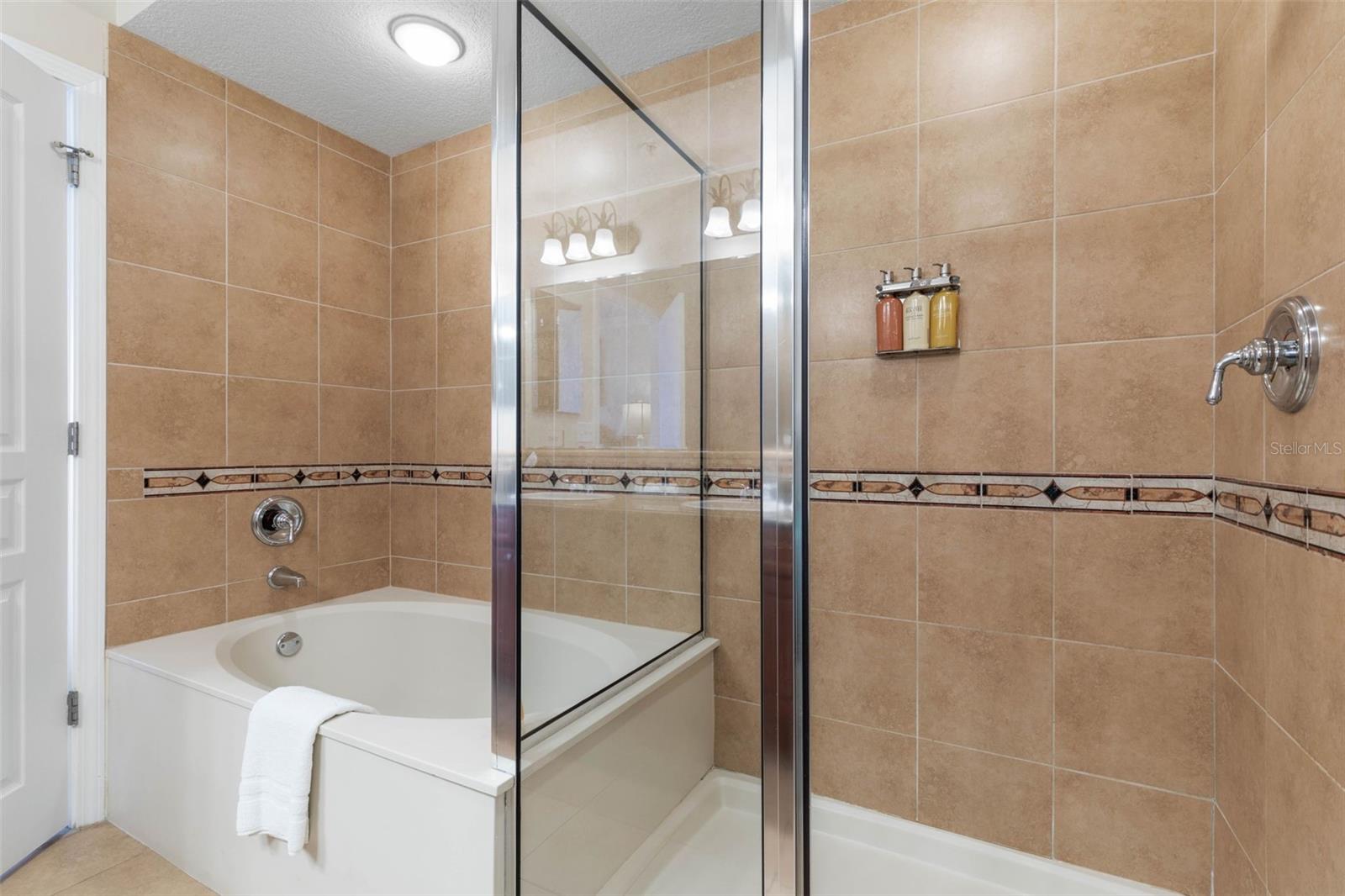 200 OCEAN CREST DR #906, PALM COAST, FL, 32137