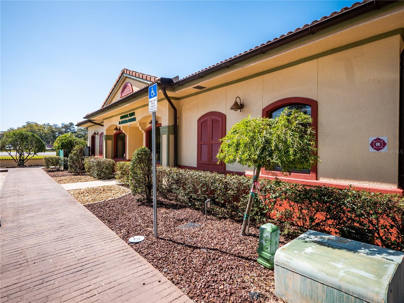 309 LAGRANDE BLVD, LADY LAKE, FL, 32159