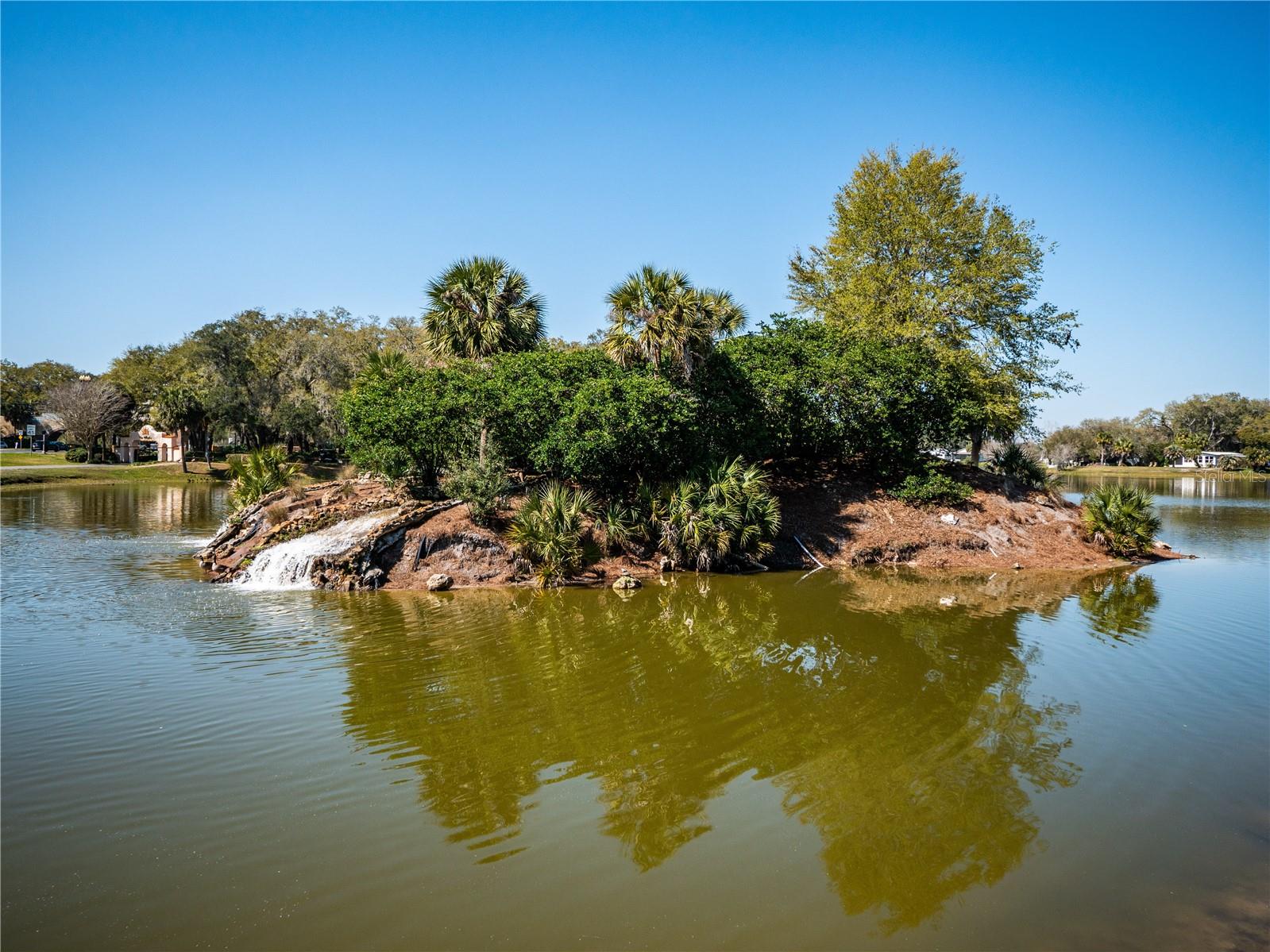 309 LAGRANDE BLVD, LADY LAKE, FL, 32159