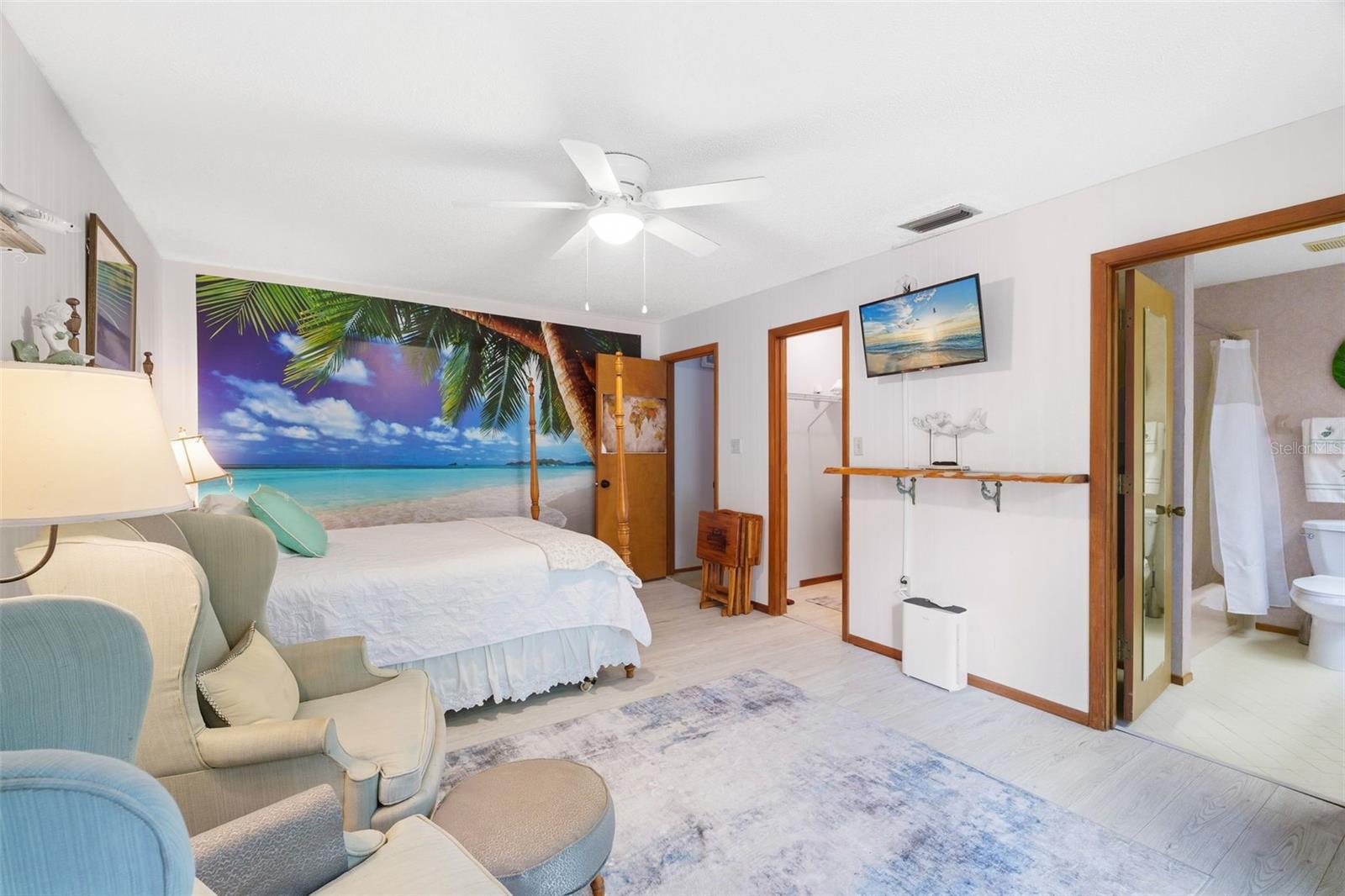 2070 59TH ST, SARASOTA, FL, 34243