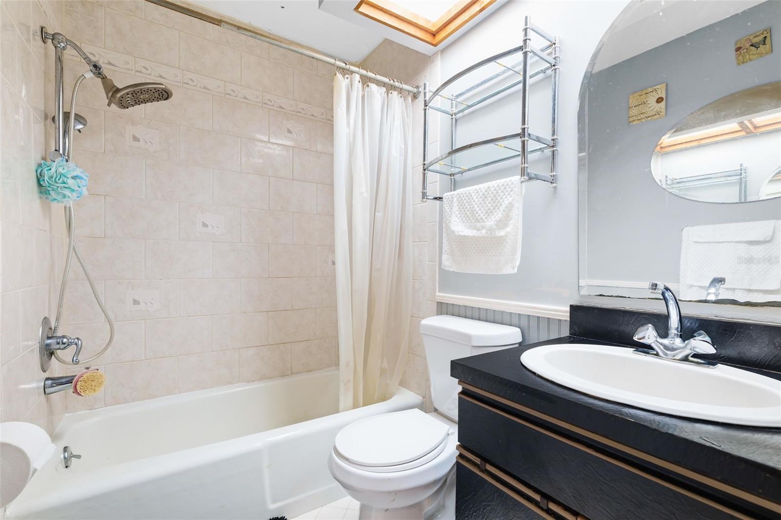 2070 59TH ST, SARASOTA, FL, 34243