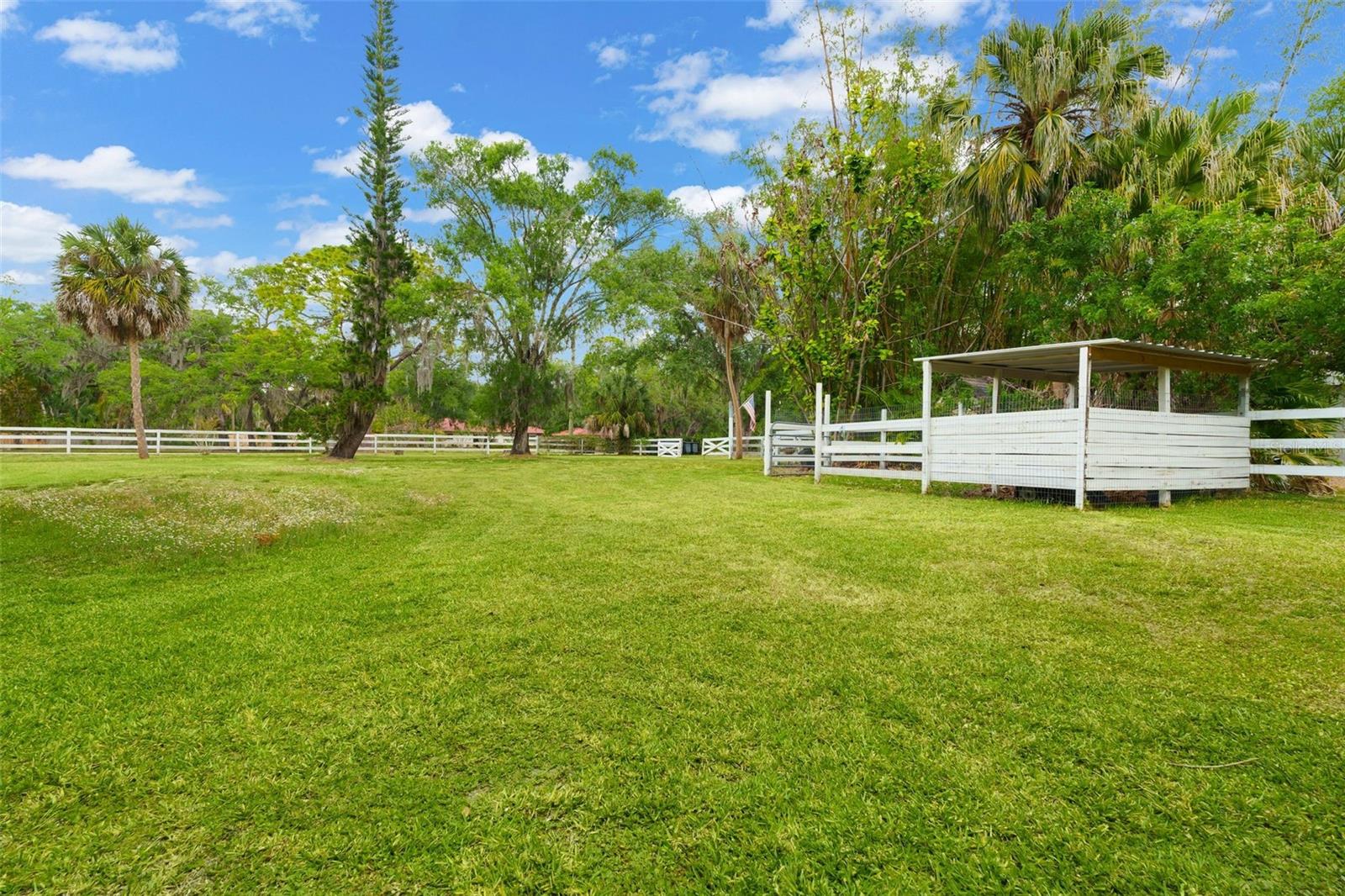 2070 59TH ST, SARASOTA, FL, 34243