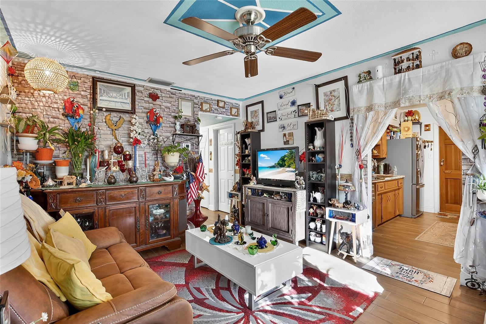 6206 N HALE AVE, TAMPA, FL, 33614