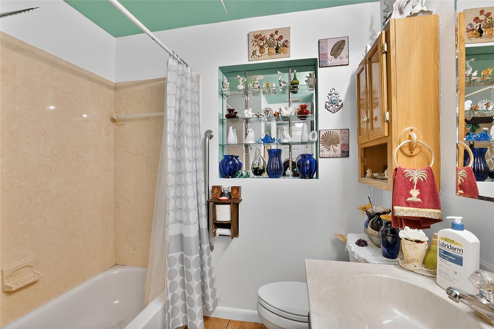 6206 N HALE AVE, TAMPA, FL, 33614