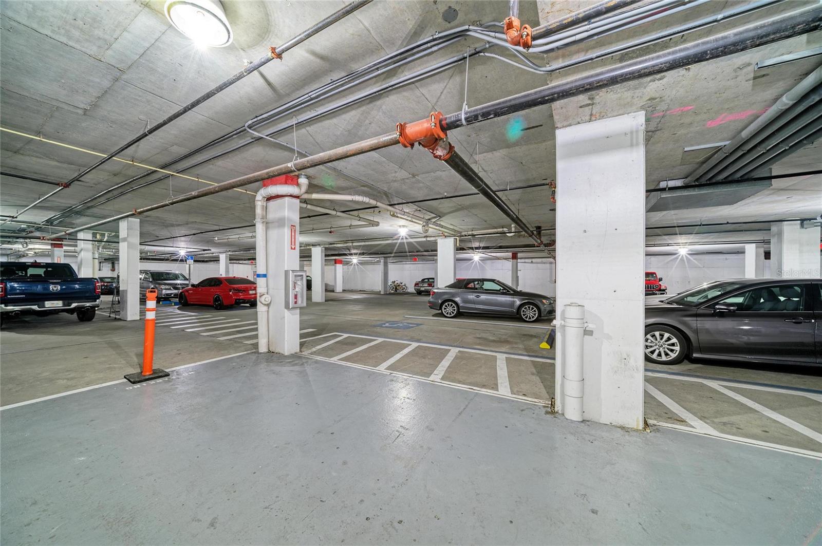 1064 N TAMIAMI TRL #1304, SARASOTA, FL, 34236