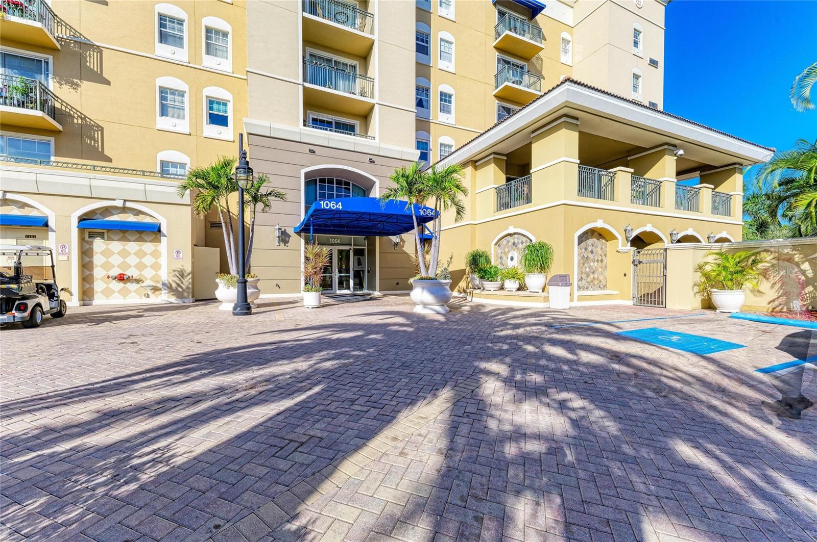 1064 N TAMIAMI TRL #1304, SARASOTA, FL, 34236