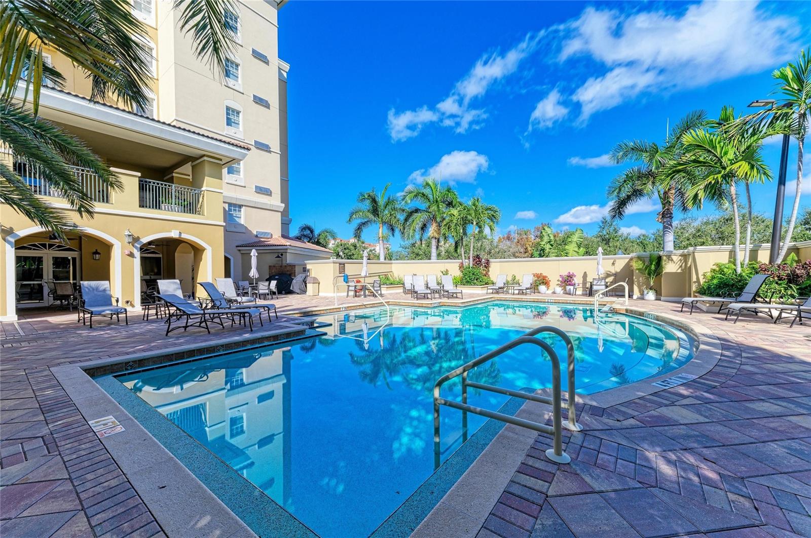 1064 N TAMIAMI TRL #1304, SARASOTA, FL, 34236