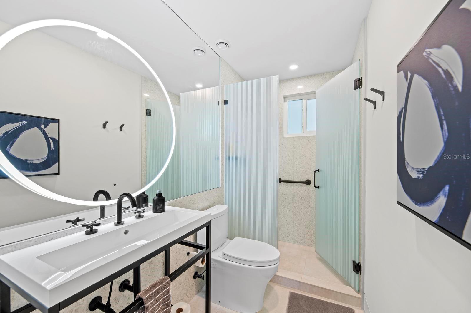 226 GOLDEN GATE PT #33, SARASOTA, FL, 34236