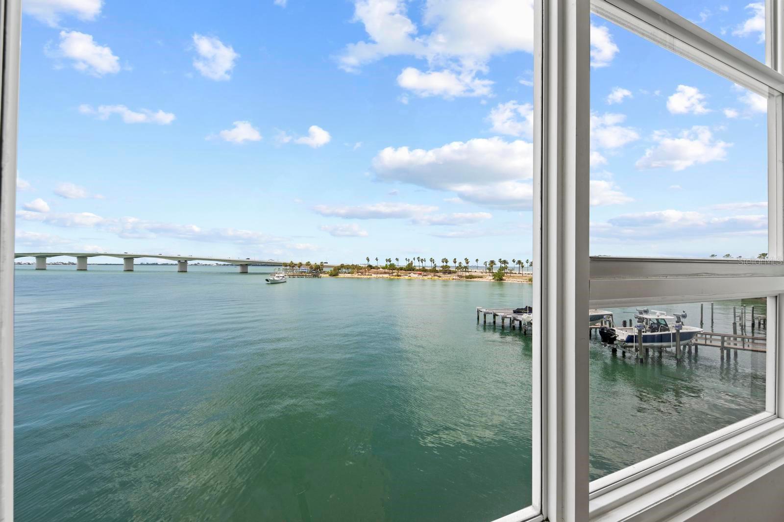 226 GOLDEN GATE PT #33, SARASOTA, FL, 34236