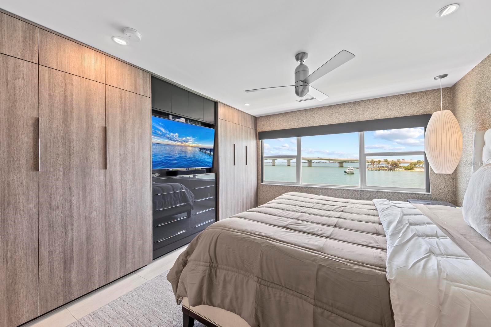 226 GOLDEN GATE PT #33, SARASOTA, FL, 34236