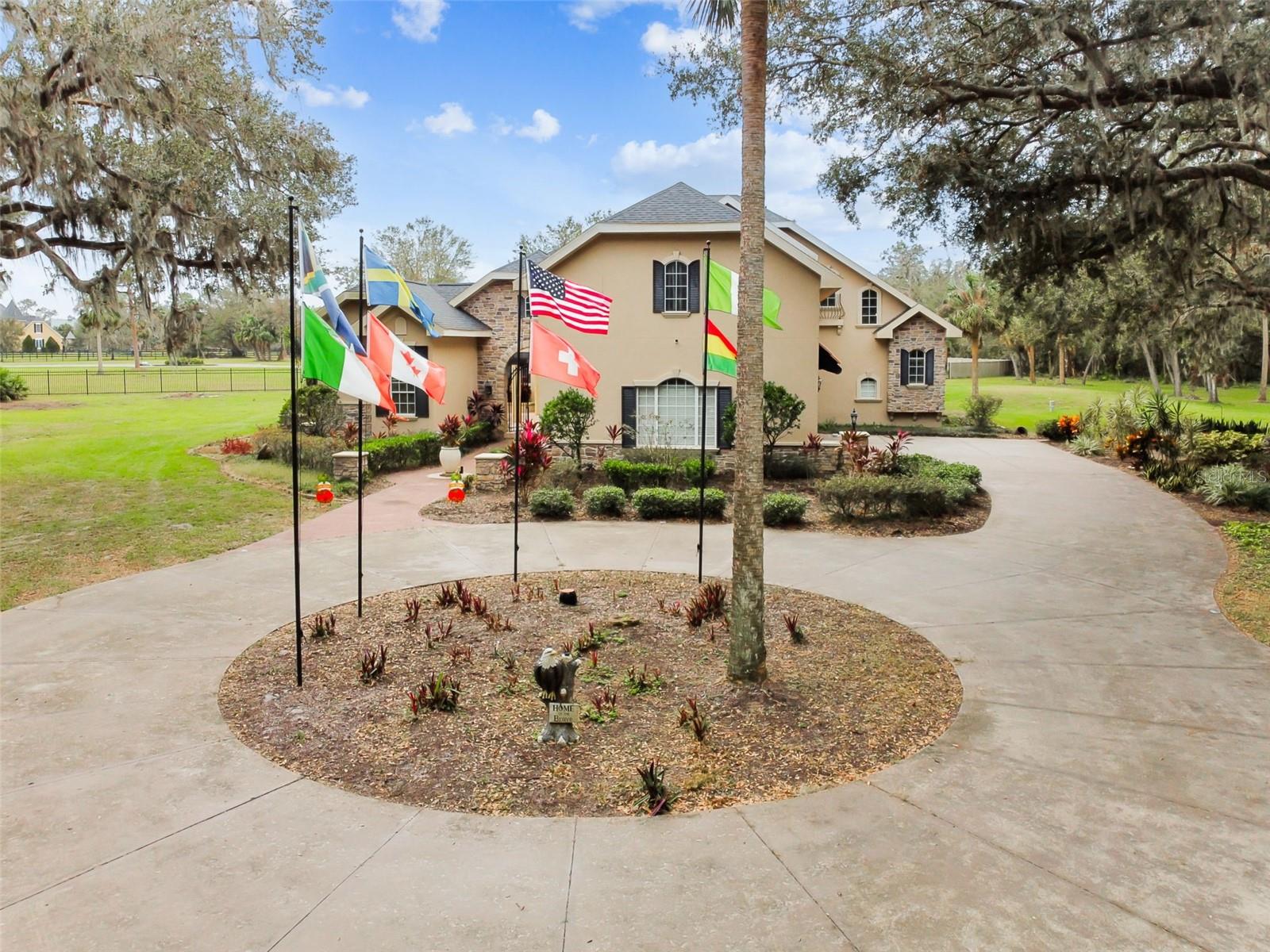 12709 MANNHURST OAK LN, LITHIA, FL, 33547