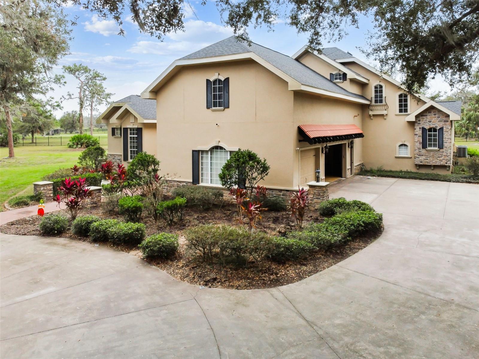 12709 MANNHURST OAK LN, LITHIA, FL, 33547