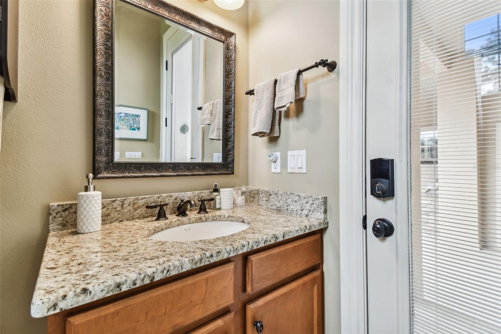 12709 MANNHURST OAK LN, LITHIA, FL, 33547