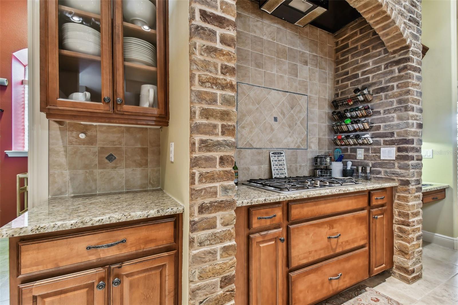 12709 MANNHURST OAK LN, LITHIA, FL, 33547