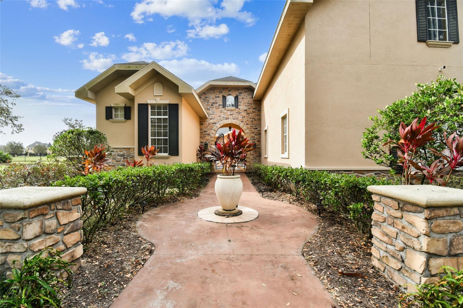 12709 MANNHURST OAK LN, LITHIA, FL, 33547