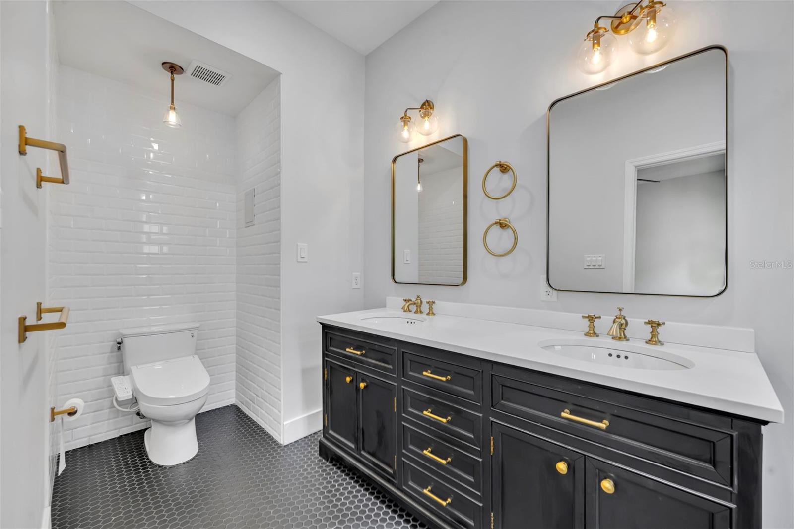 356 S OSCEOLA AVE #17A, ORLANDO, FL, 32801