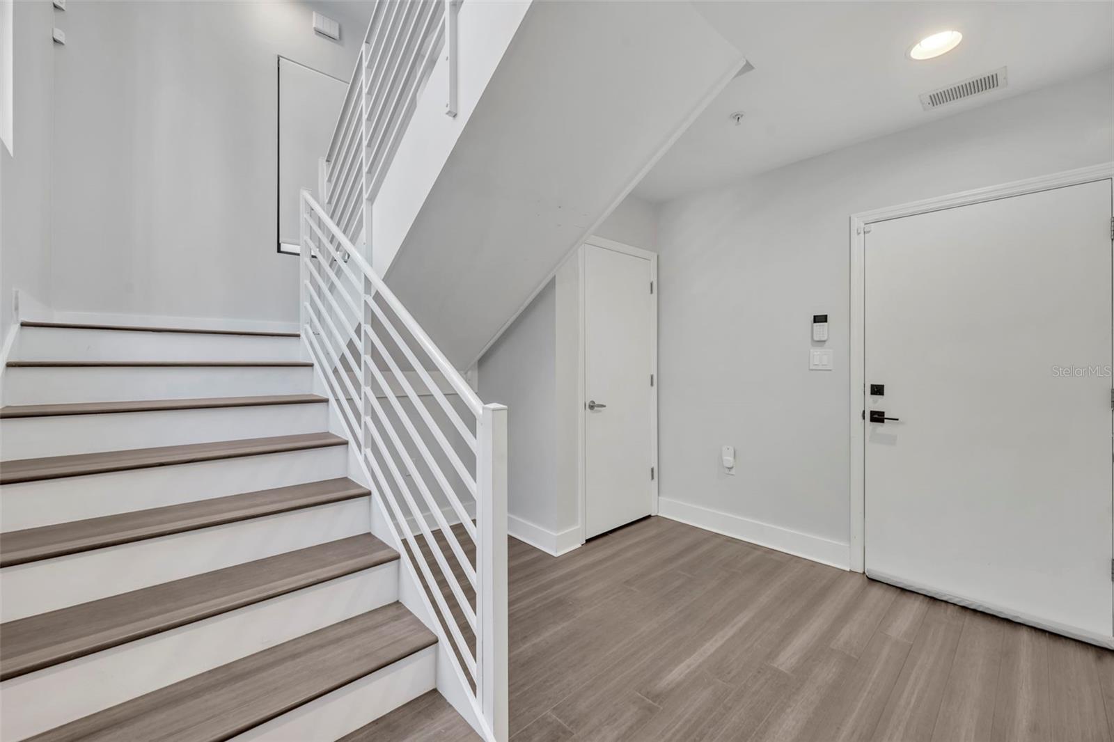 356 S OSCEOLA AVE #17A, ORLANDO, FL, 32801