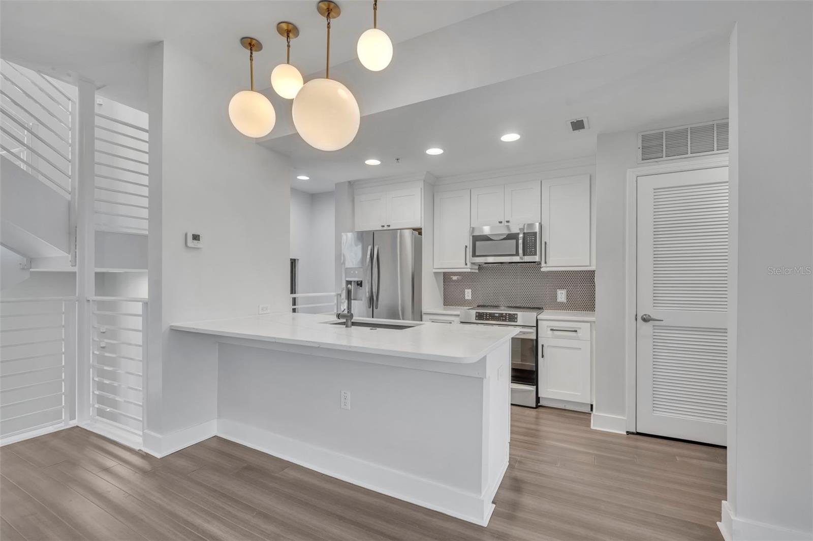 356 S OSCEOLA AVE #17A, ORLANDO, FL, 32801