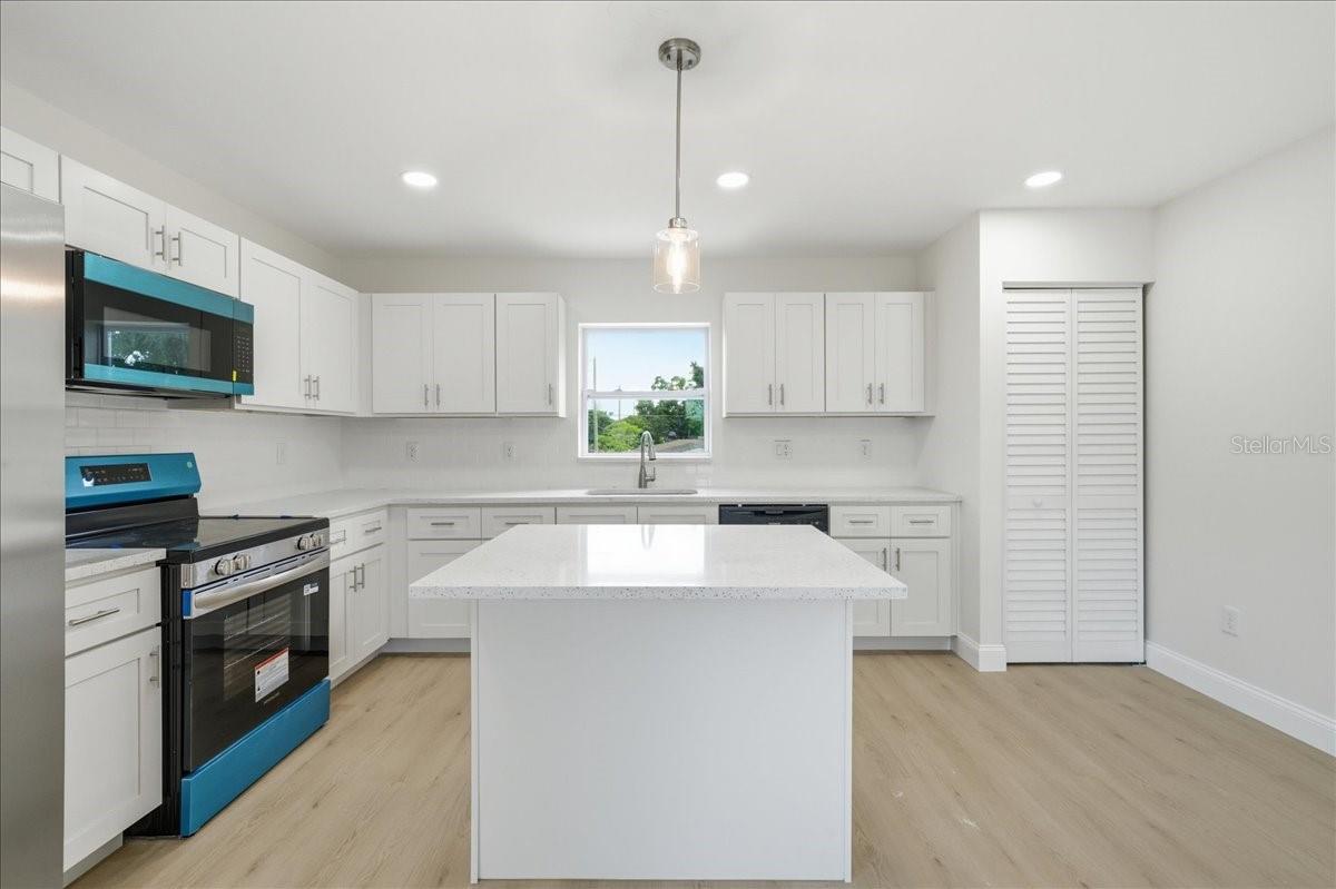 4651 22ND AVE N, ST PETERSBURG, FL, 33713