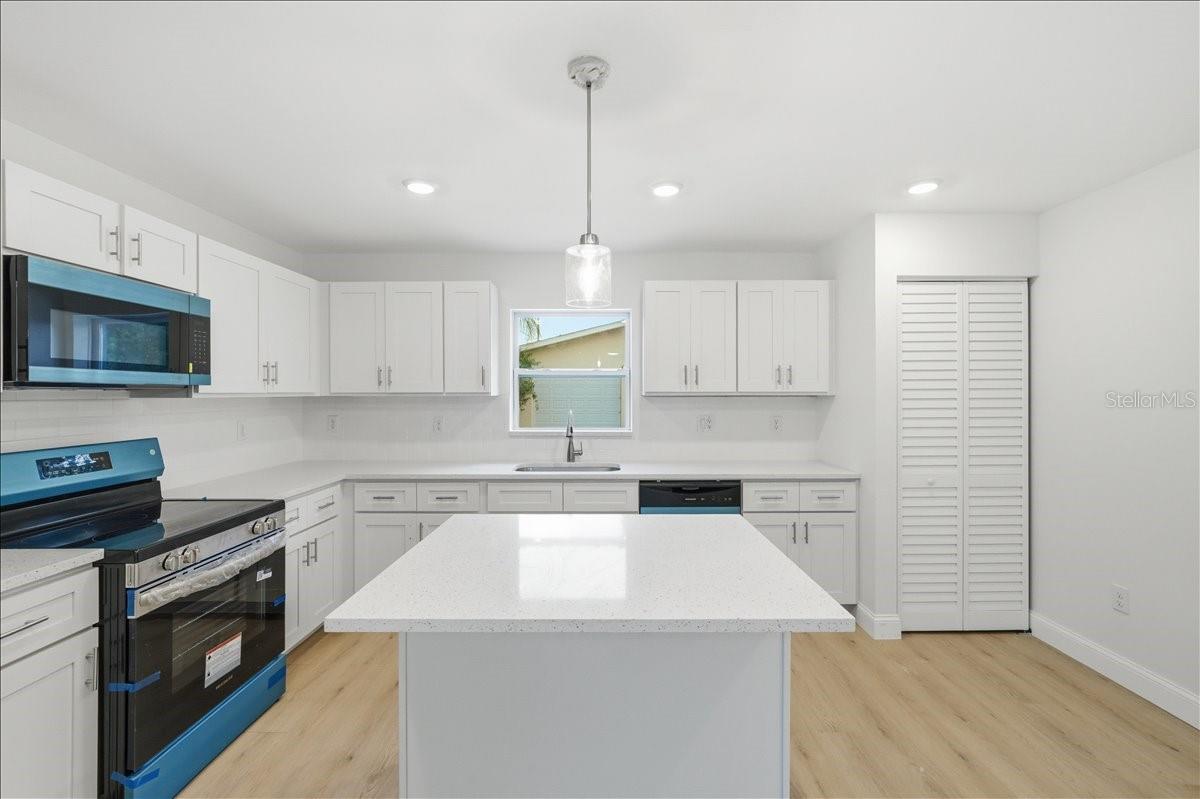 4651 22ND AVE N, ST PETERSBURG, FL, 33713