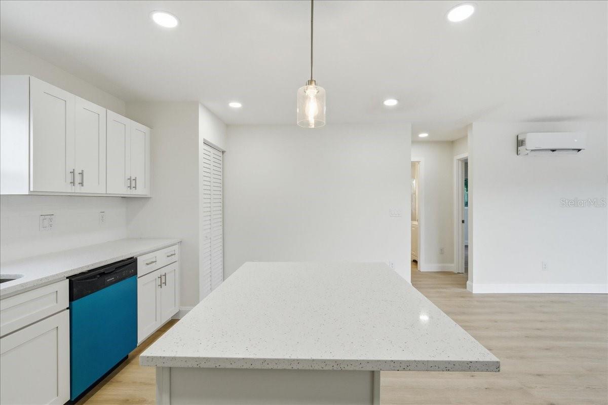 4651 22ND AVE N, ST PETERSBURG, FL, 33713