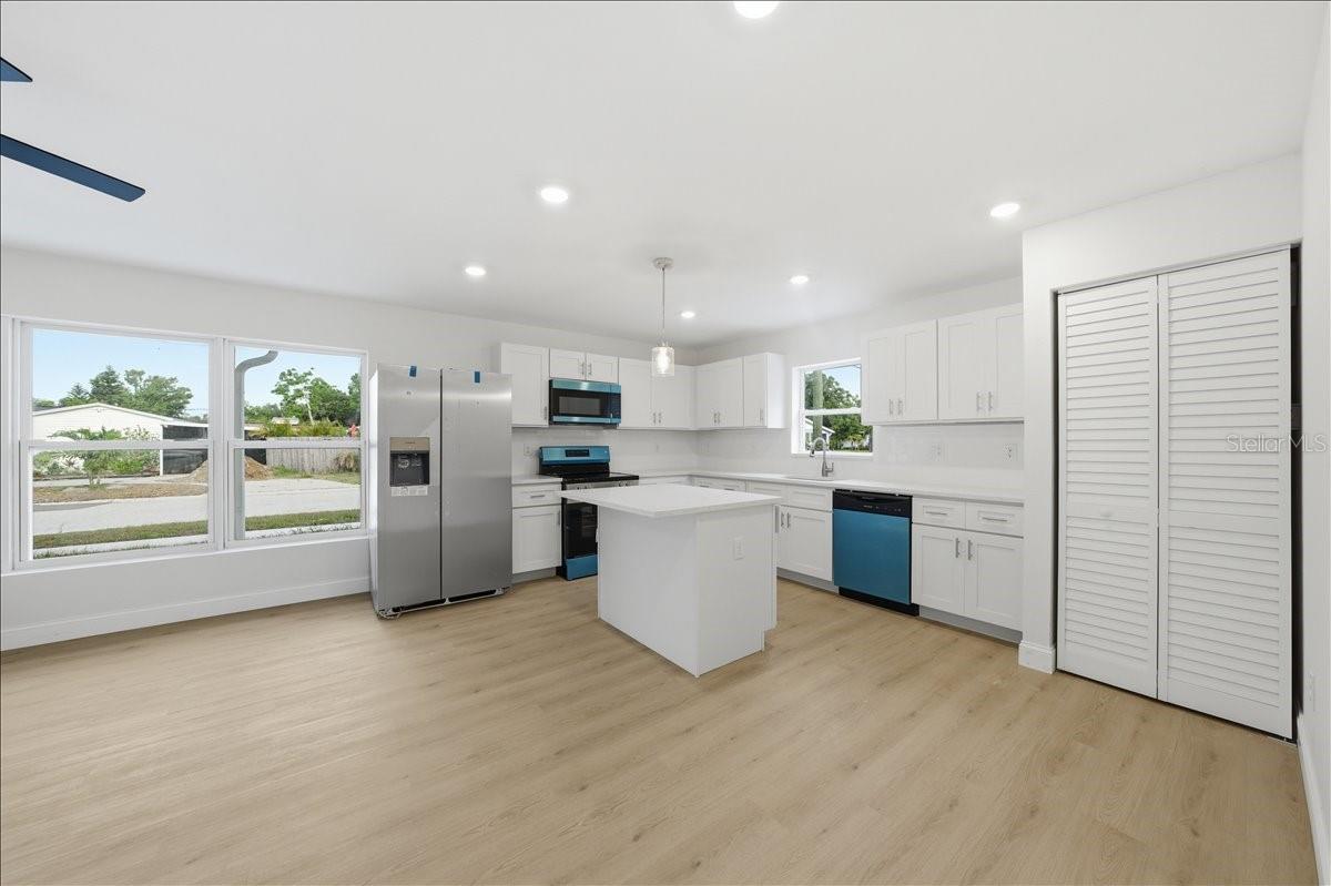 4651 22ND AVE N, ST PETERSBURG, FL, 33713