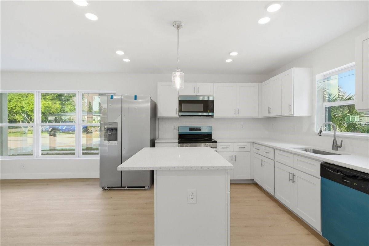 4651 22ND AVE N, ST PETERSBURG, FL, 33713