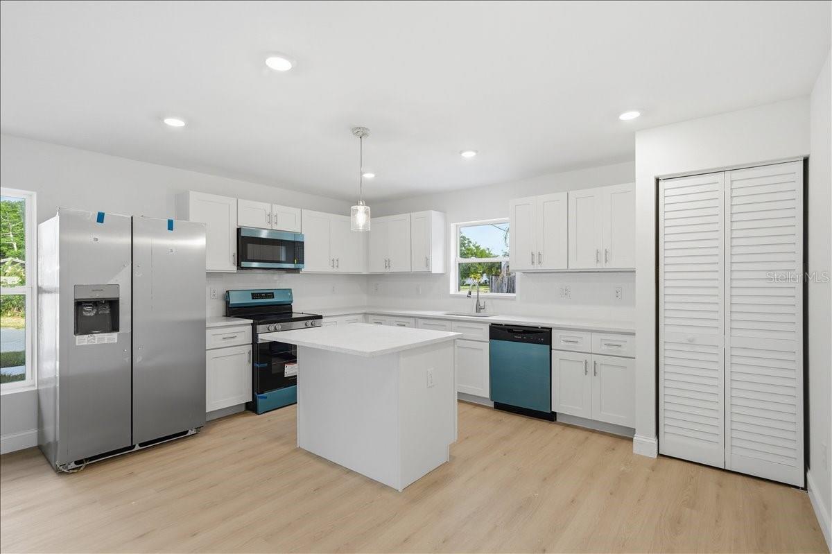 4651 22ND AVE N, ST PETERSBURG, FL, 33713