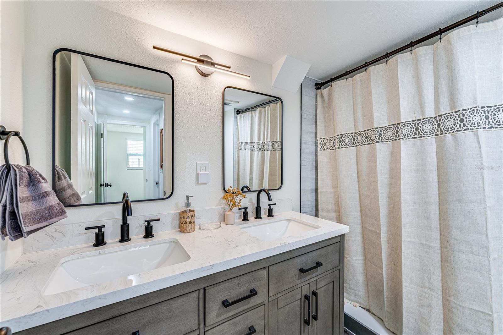 4651 22ND AVE N, ST PETERSBURG, FL, 33713