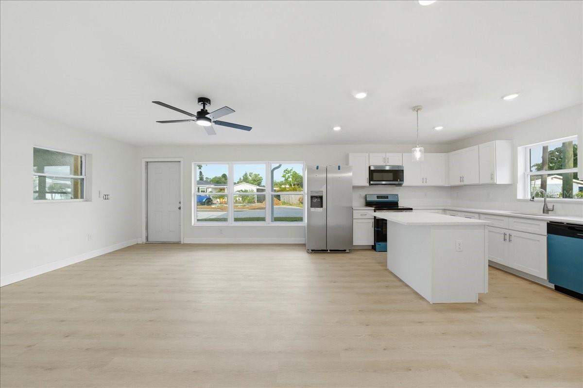 4651 22ND AVE N, ST PETERSBURG, FL, 33713