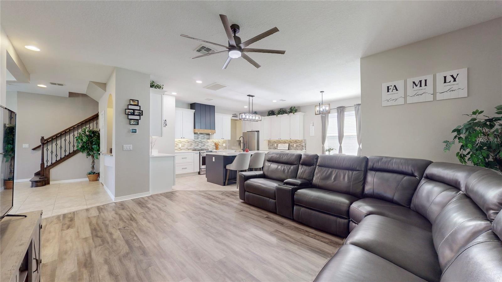 1403 CABOT DR, CLERMONT, FL, 34711