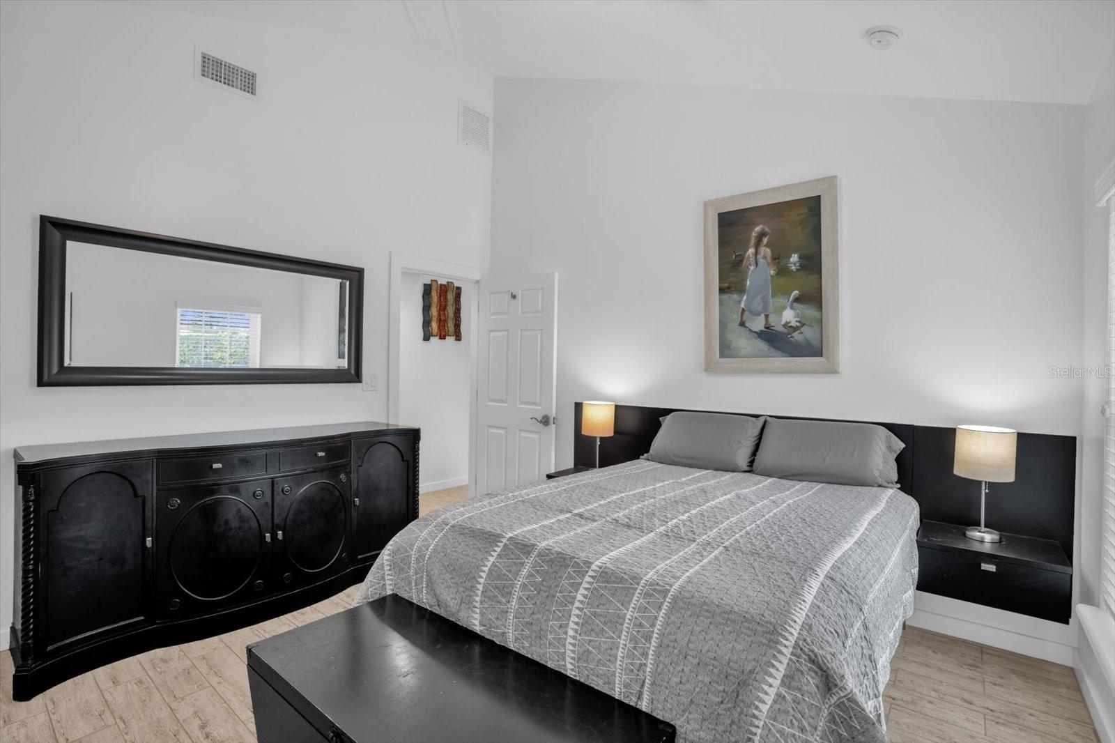 726/720 N PENNSYLVANIA AVE, WINTER PARK, FL, 32789