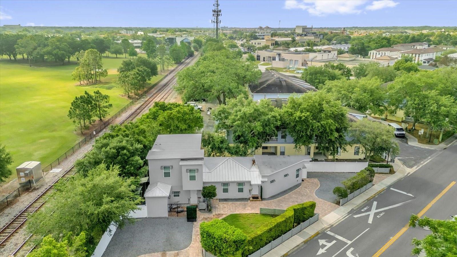 726/720 N PENNSYLVANIA AVE, WINTER PARK, FL, 32789