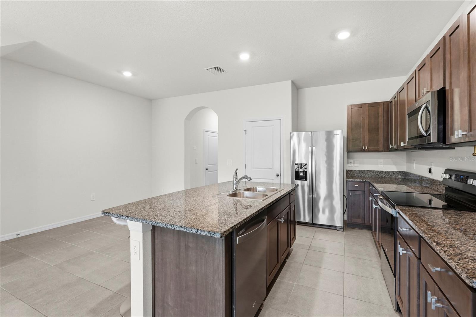8652 MILESTONE DR, SARASOTA, FL, 34238