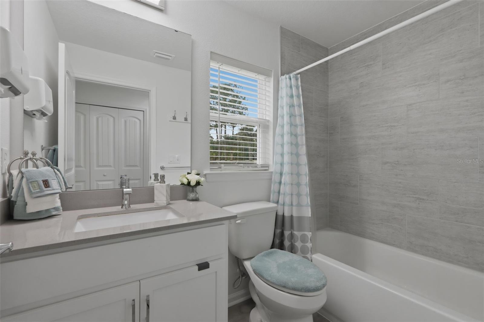 1 SERVICE TREE PL, PALM COAST, FL, 32164