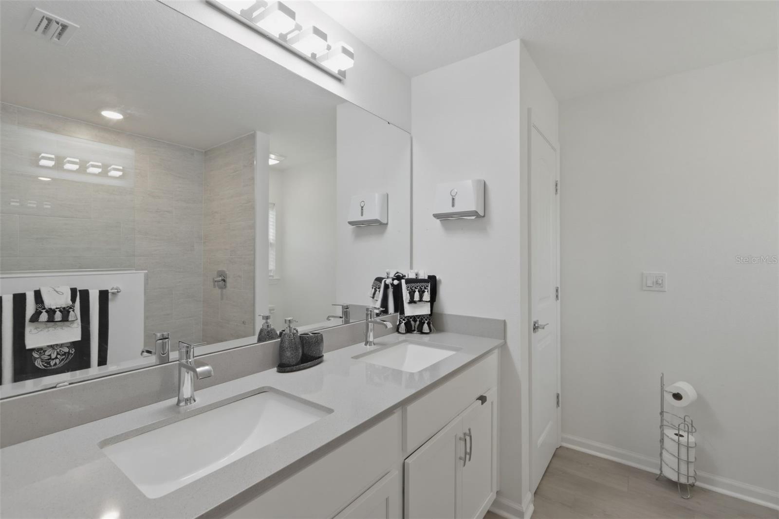 1 SERVICE TREE PL, PALM COAST, FL, 32164