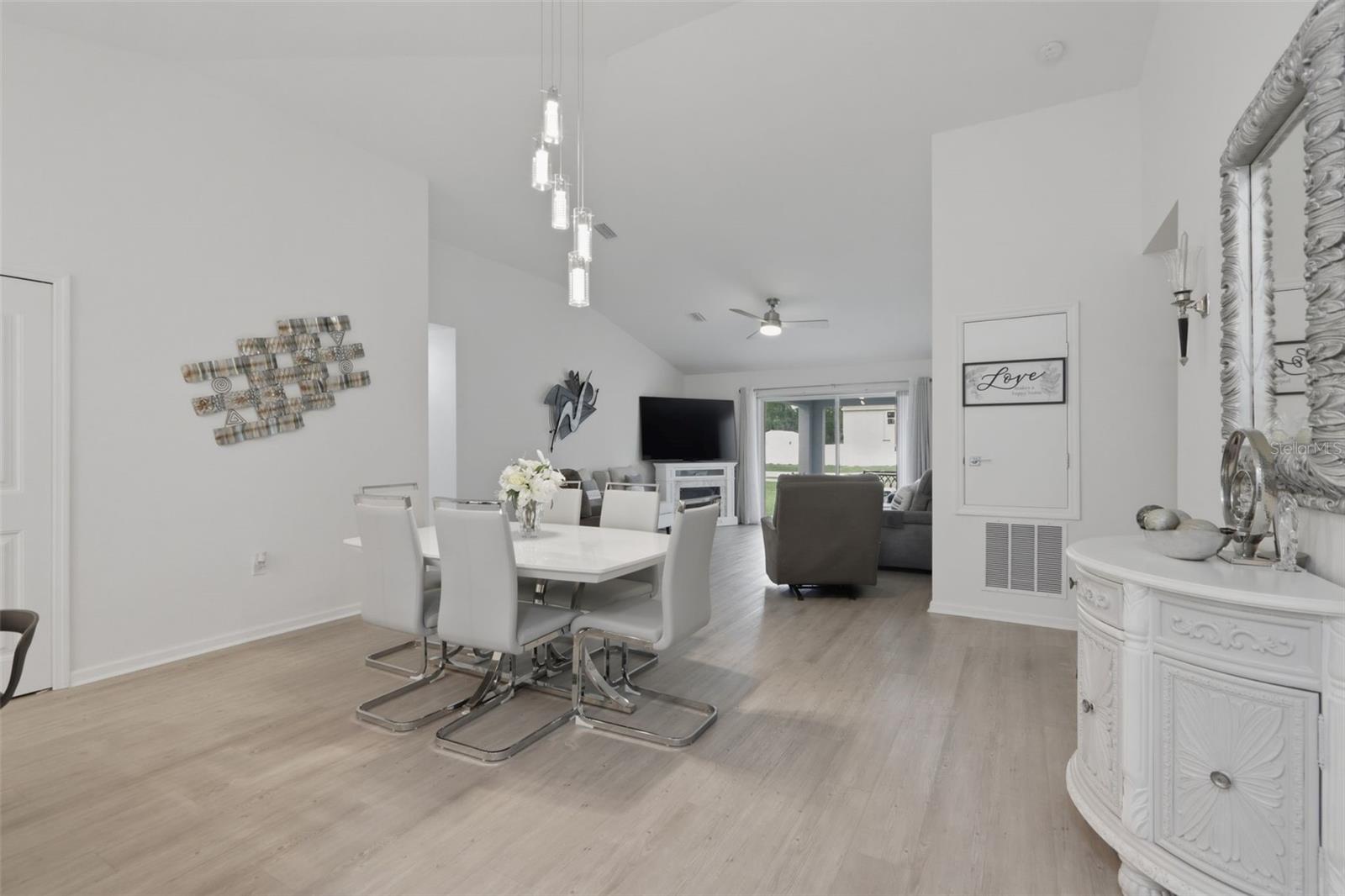 1 SERVICE TREE PL, PALM COAST, FL, 32164
