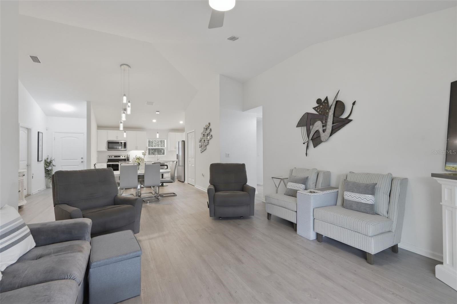 1 SERVICE TREE PL, PALM COAST, FL, 32164