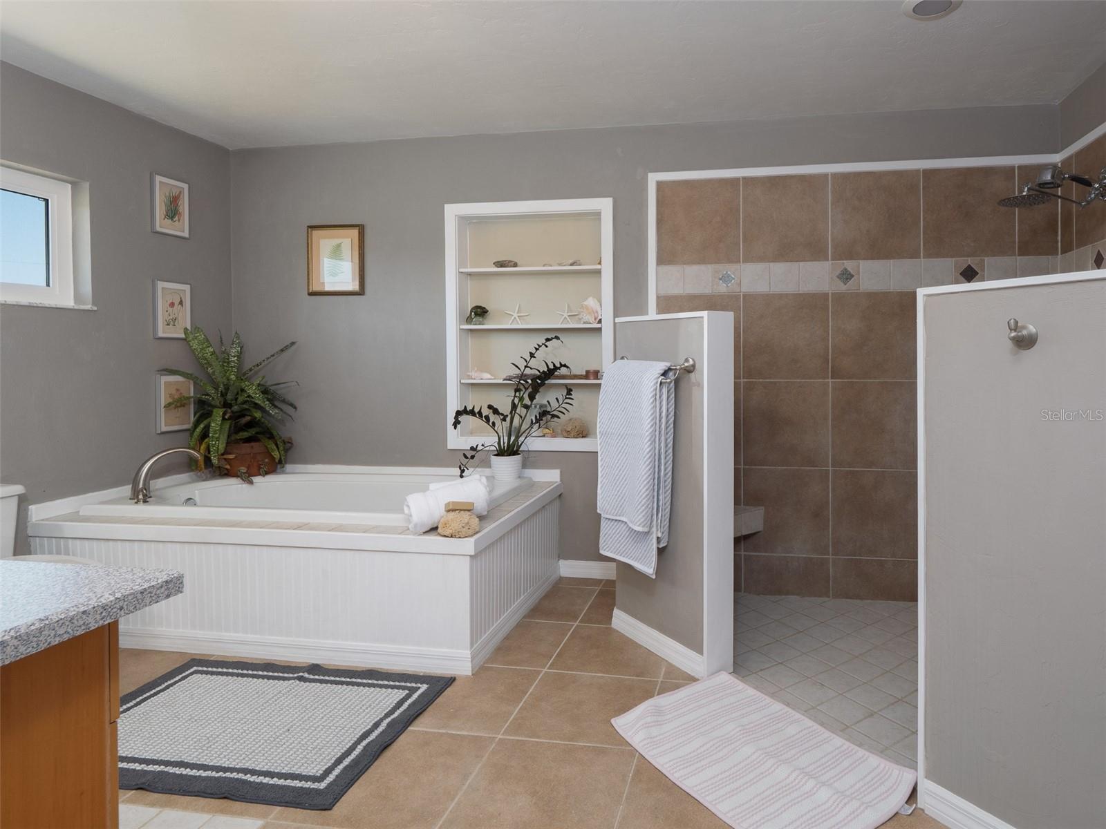 23053 NW 142ND AVE, HIGH SPRINGS, FL, 32643