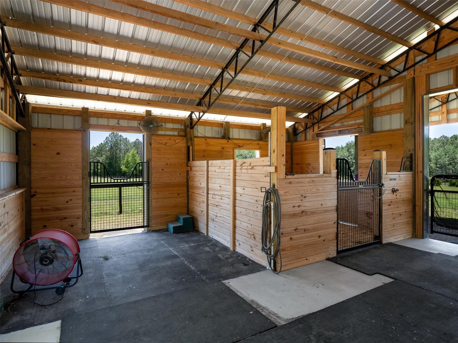 23053 NW 142ND AVE, HIGH SPRINGS, FL, 32643